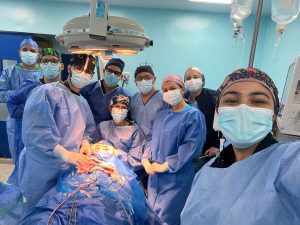 ¡Hito médico en la CHET! Devuelven la voz paciente tras compleja cirugía de cabeza y cuello